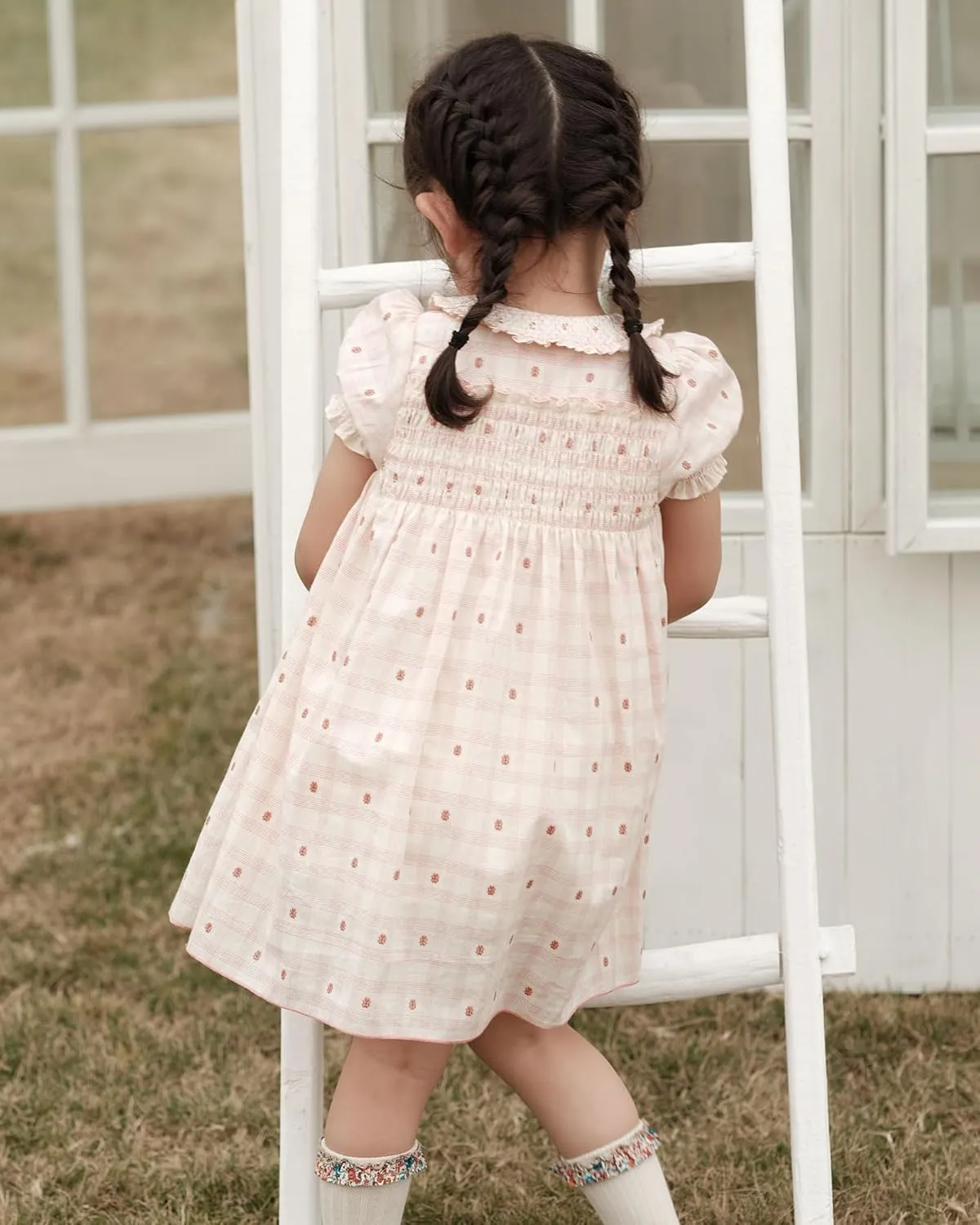 Baby Girls Long Sleeve Smocking Clothing Toddler Fall Floral Smocked Dress Vintage Dresses for Christmas Birthday Holiday