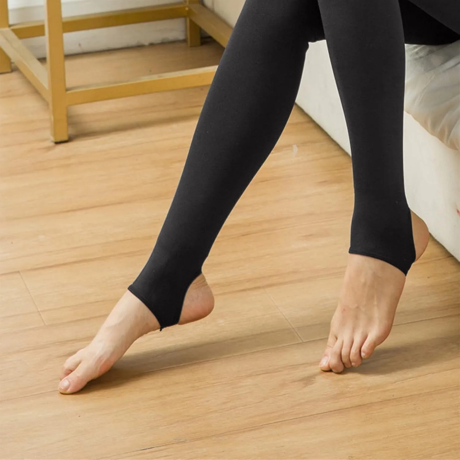 Fleece Lined Leggings Women High Waisted Stirrup Warm Gym Workout Leggings Soft Thermal Tights Athletic Yoga Pants